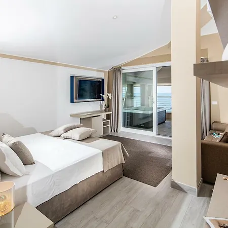 Hotel Capitol Lido di Jesolo